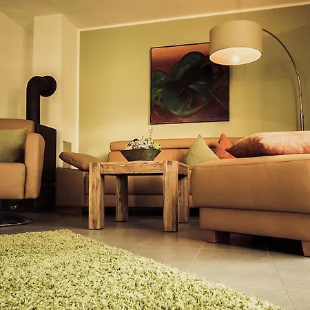 Hus Miga 펜션 보른